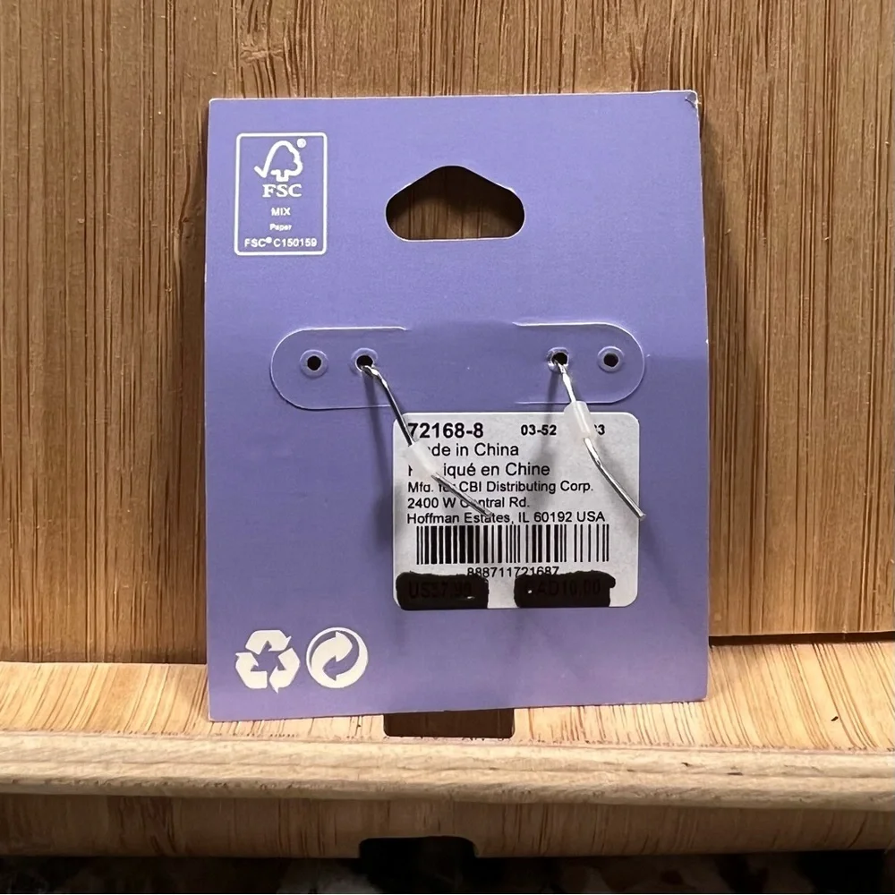 🦋🗝️Collection of Girls' Earrings – NWT – Claire’s✨